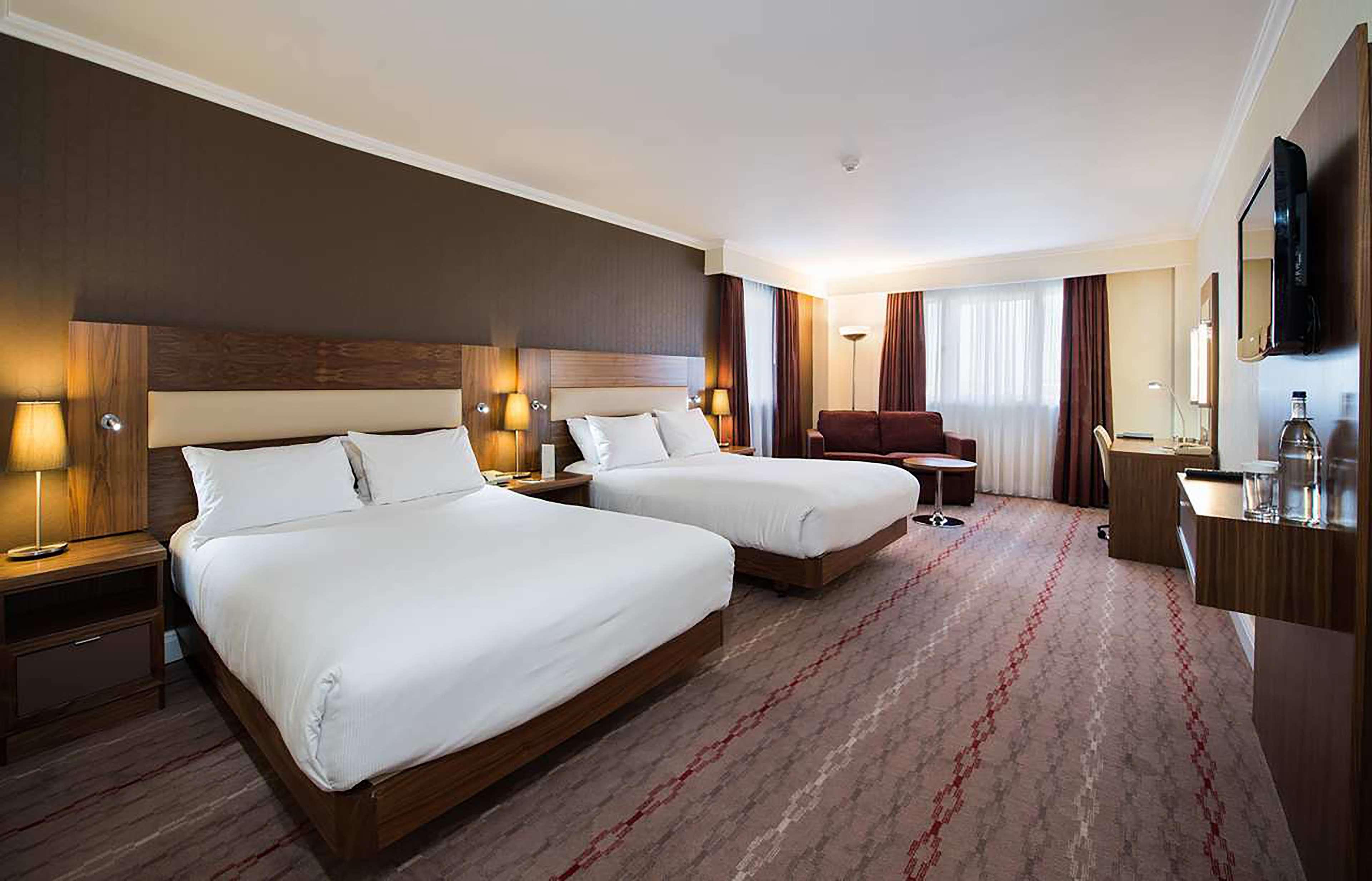 Doubletree By Hilton Bristol North Hotell Almondsbury Rom bilde