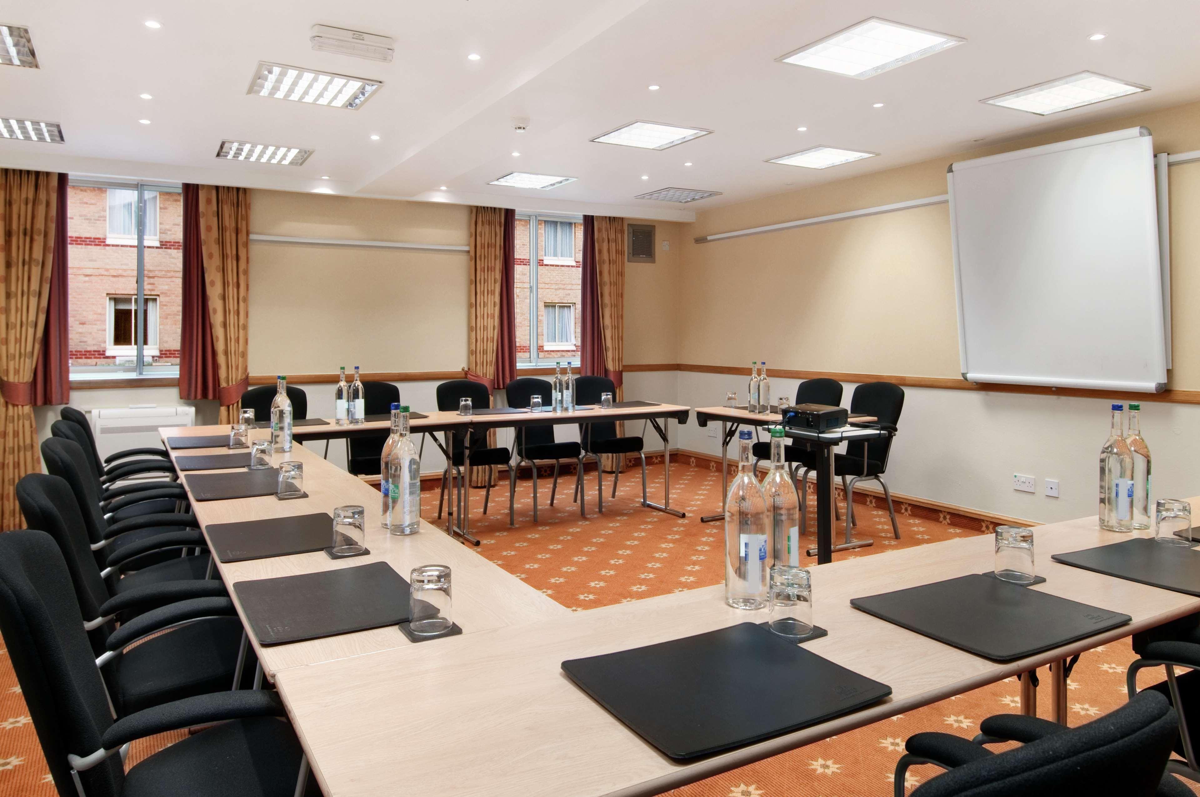 Doubletree By Hilton Bristol North Hotell Almondsbury Eksteriør bilde